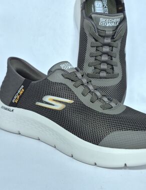 Skechers Men's Slip-Ins GO WALK Flex Hands Up, Brown